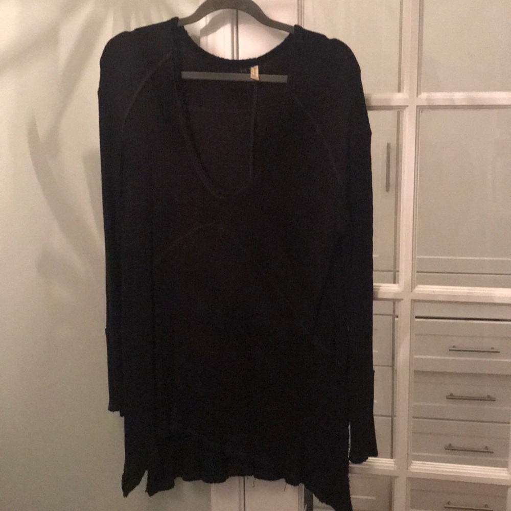 Black thermal top